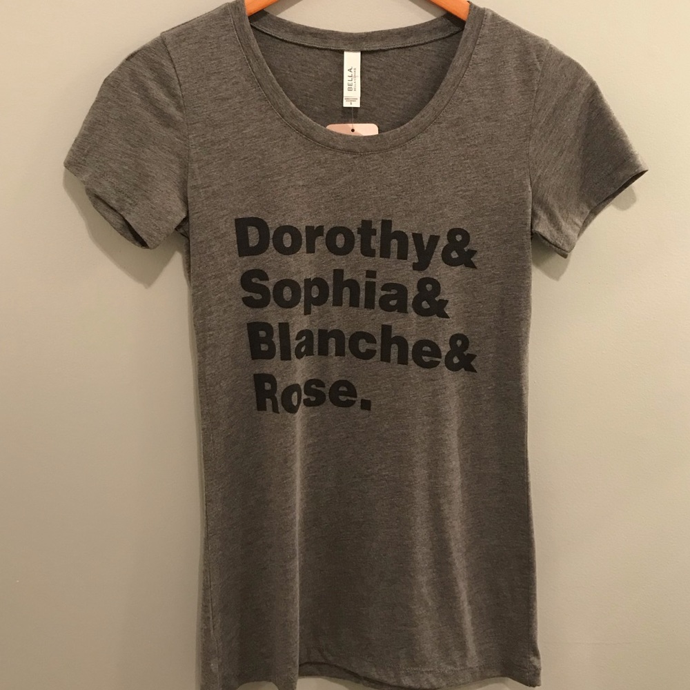 NWT Cute Graphic T Shirt Size Small